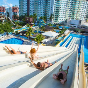 Imagem representativa: Ingresso No centro de Caldas Novas, conheça o Clube Prive