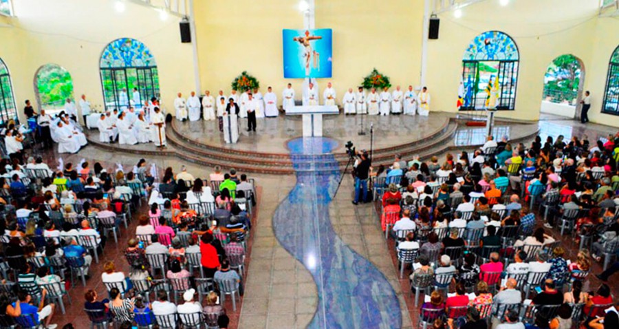 Santuário Diocesano Nossa Senhora da Salete em Caldas Novas